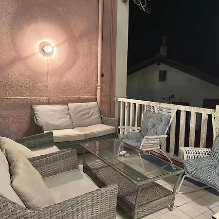 Edificio Con Vistas En + Wifi *