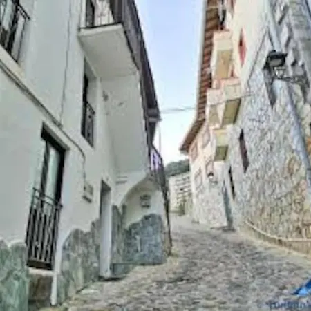 Edificio Con Vistas En + Wifi