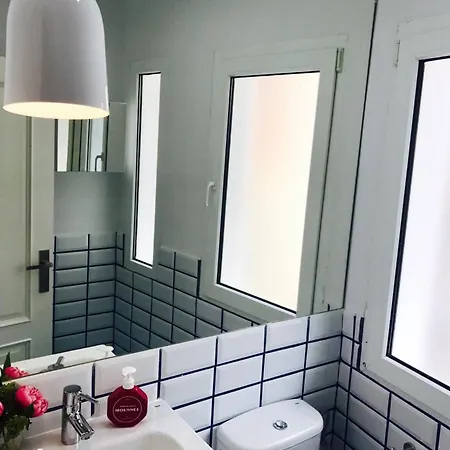 Edificio Con Vistas En + Wifi