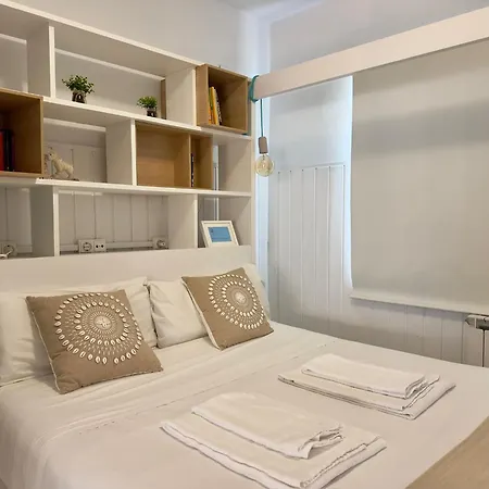 Edificio Con Vistas En + Wifi Elanchove
