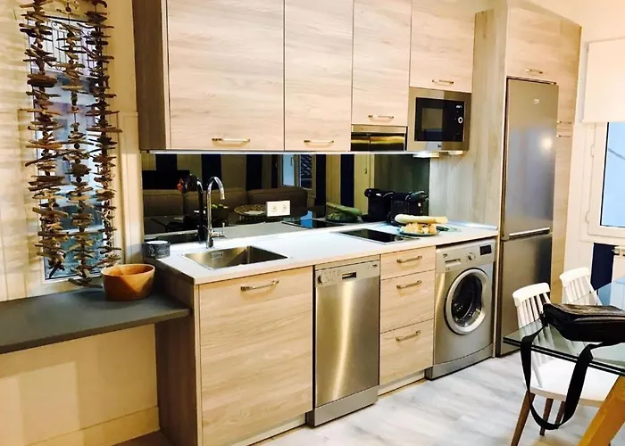 Edificio Con Vistas En + Wifi * Elanchove